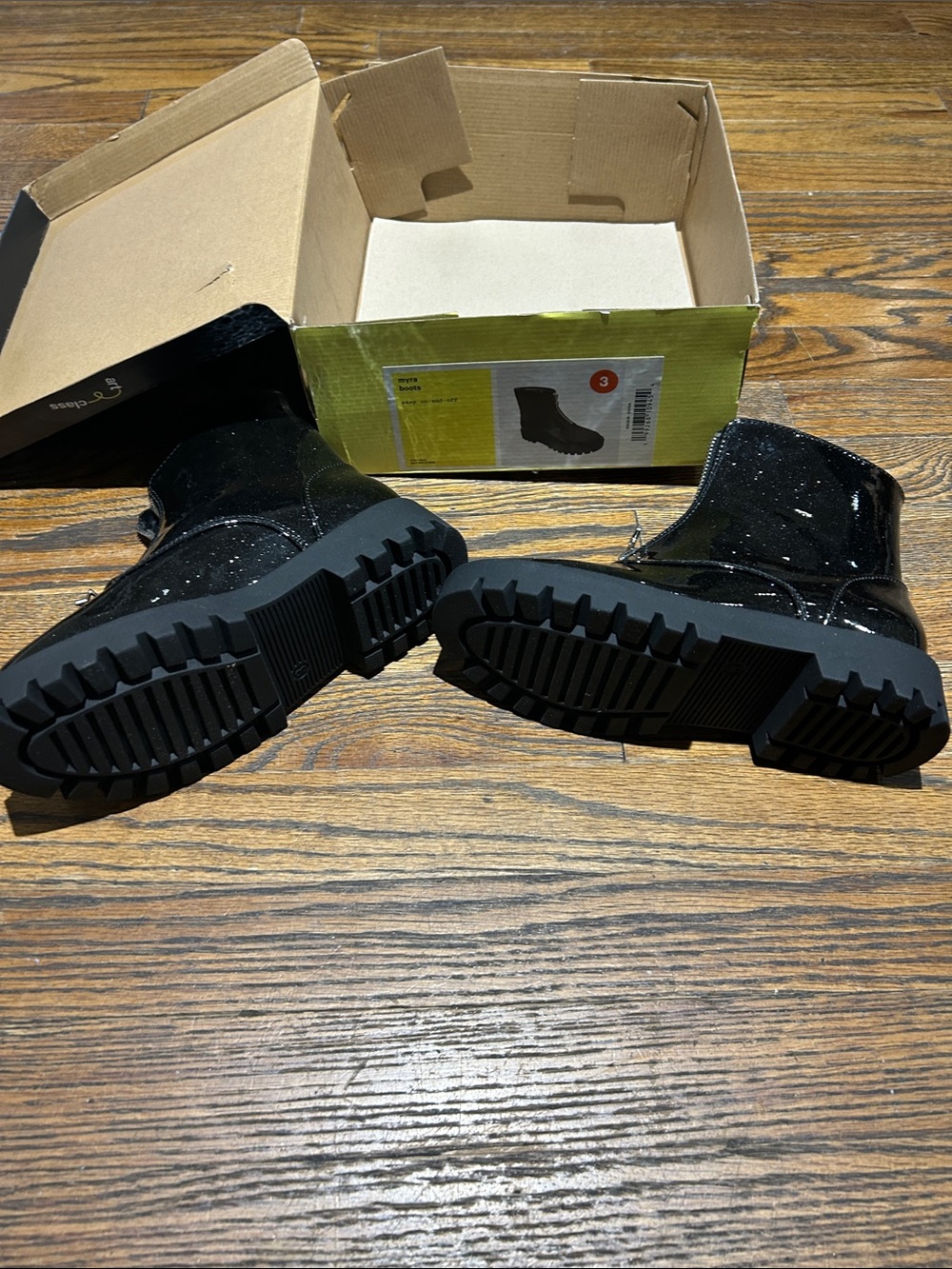 art class Black Patent Star-Zip Ankle Booties new with box - Picture 6 of 10